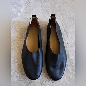 EVERLANE The Day Glove Black Leather Flats Size 10.5